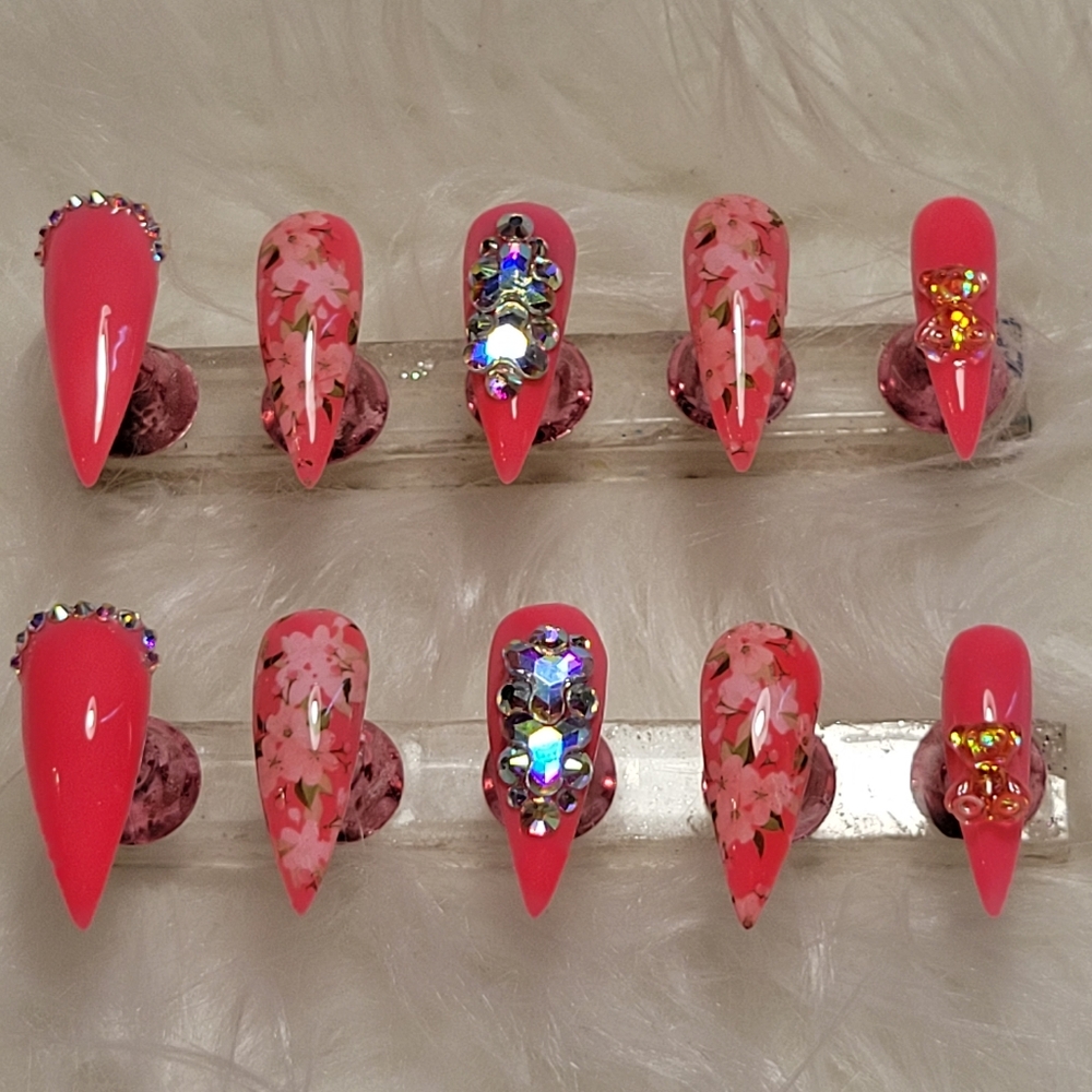 Press on nails - Picture 5 of 5